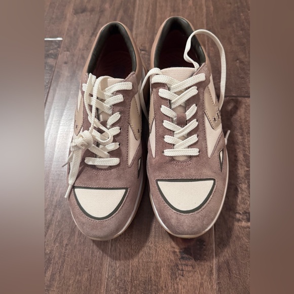 Tory Sport Sneakers.  NWOB.  Size 8M.  Brown/Tan and Army Green. - Picture 1 of 11